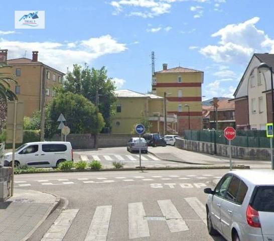 Local comercial en Venta en Barrio Tanos en Tanos