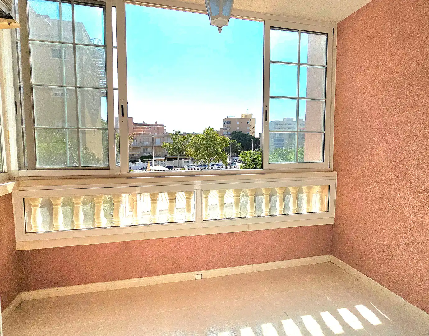 Habitación de Apartamento en venta en Elche / Elx con Aire acondicionado, Terraza y Amueblado