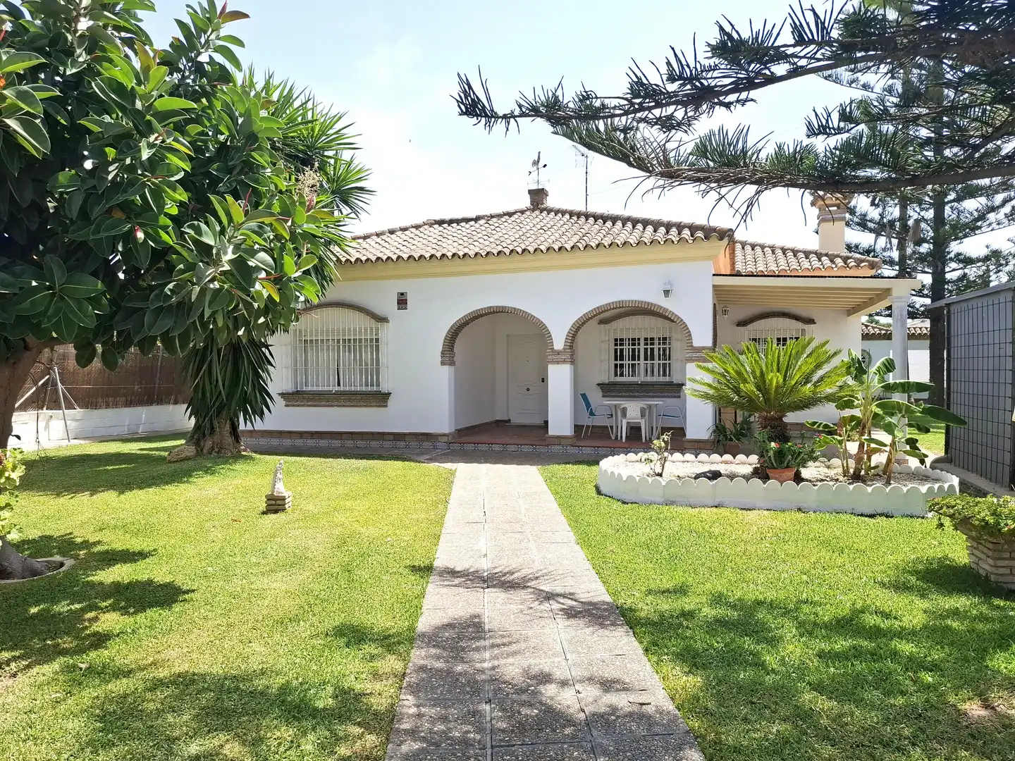 Casa con piscina en venta en Los Gallos