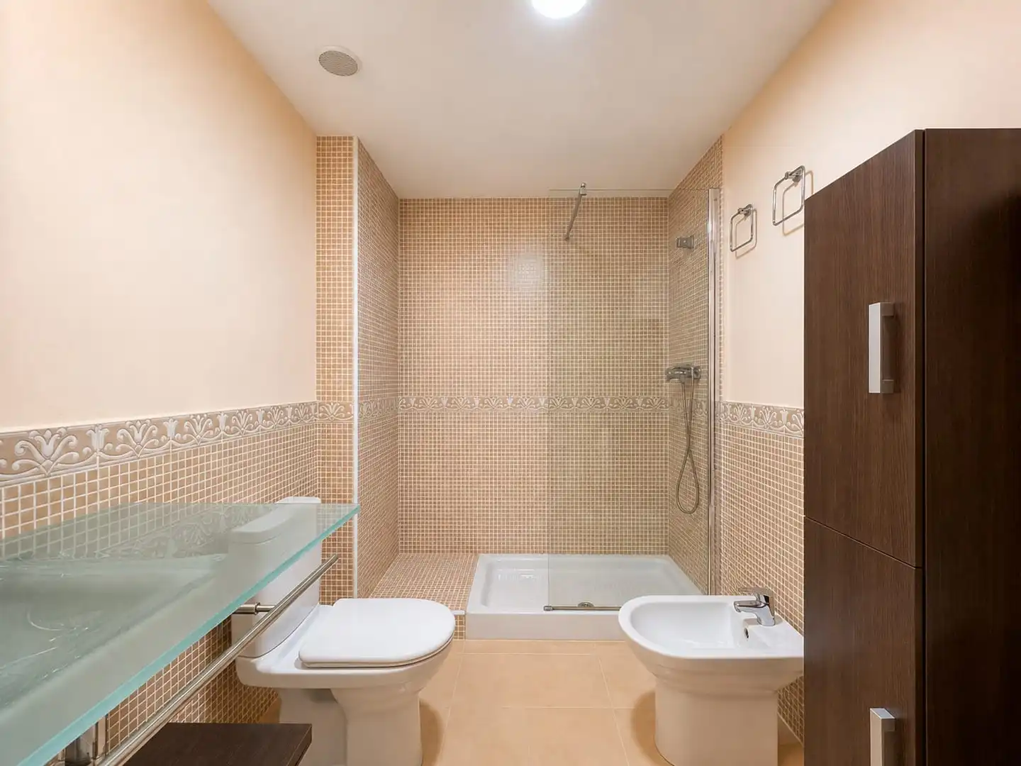 Baño de Casa adosada en venta en Mont-roig del Camp con Aire acondicionado, Jardín privado y Terraza