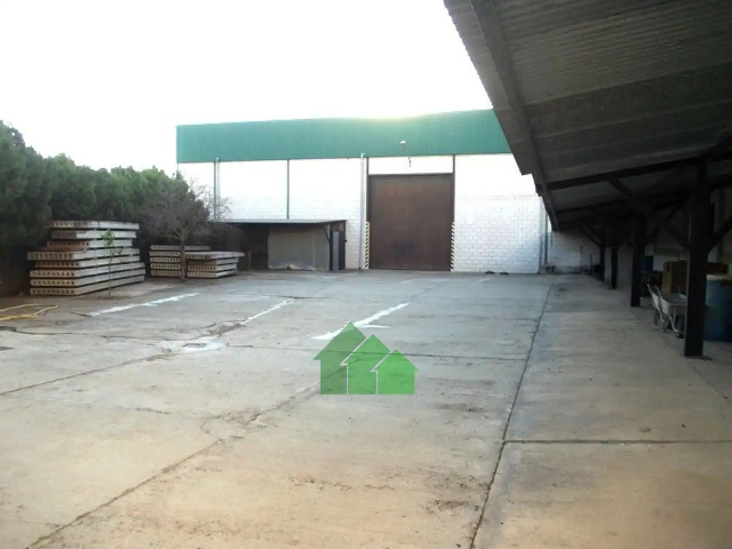 Nau industrial en venda a Puebla de la Calzada