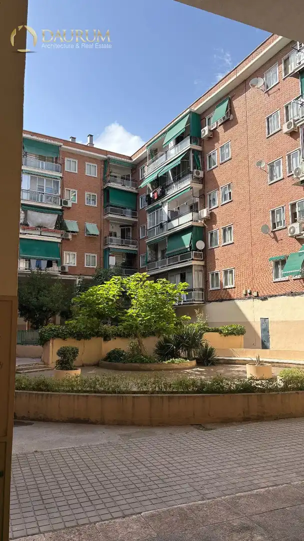 Exterior view of Flat for sale in San Fernando de Henares  with Heating