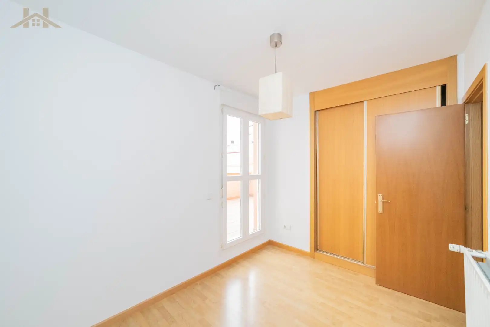 Habitación de Ático en venta en Arroyomolinos (Madrid) con Calefacción, Terraza y Trastero