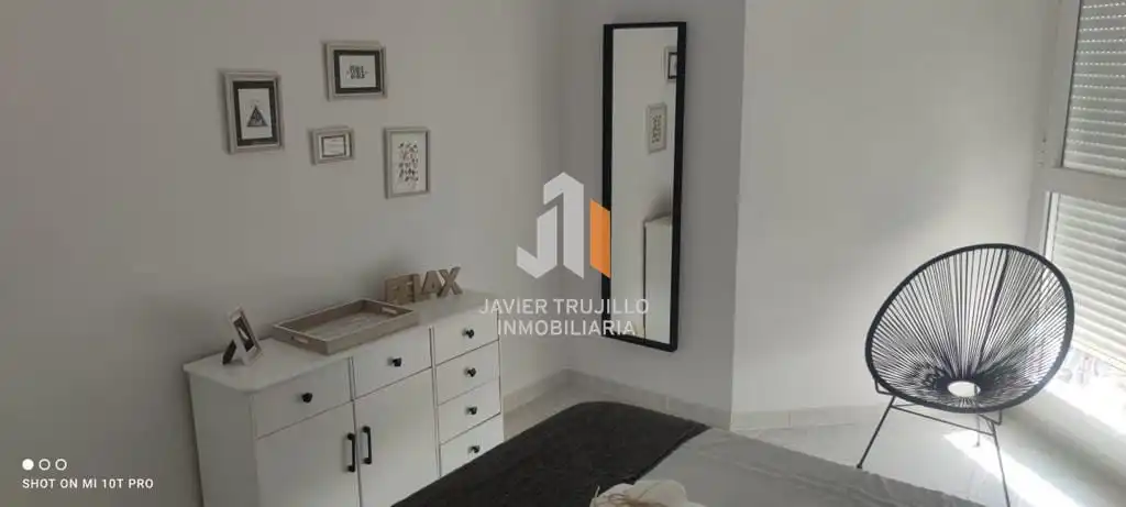 Habitación de Apartamento en venta en Vélez-Málaga con Piscina