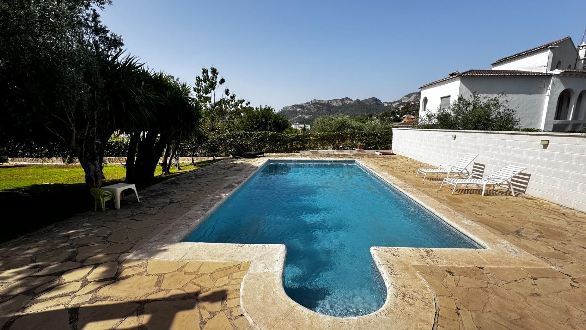 Casa o chalet en venta en  MONTEPINO, 27, Urbanizaciones