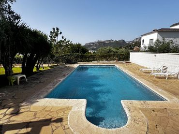 Xalet amb piscina en venda a MONTEPINO