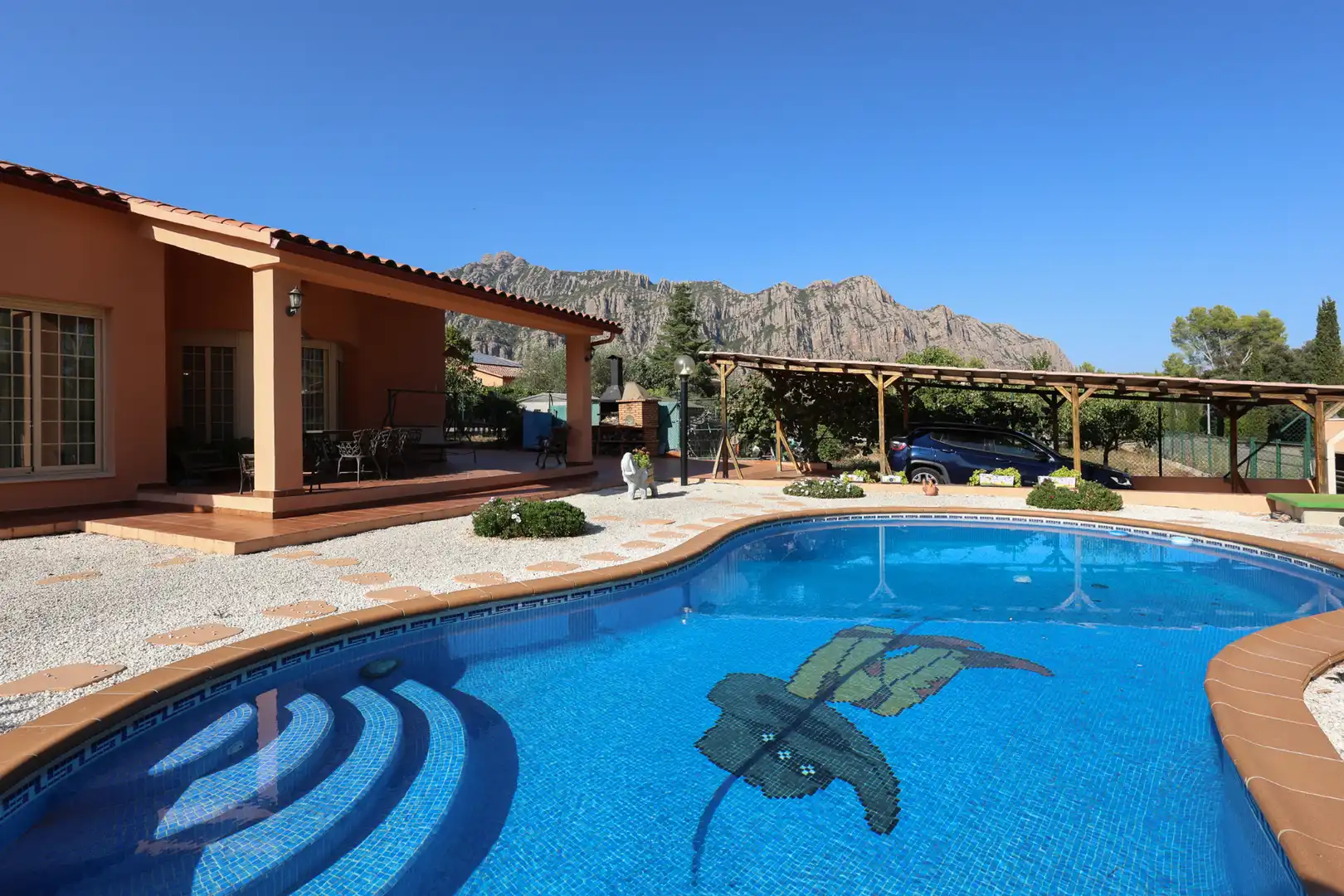 Casa con piscina en venta en Collbató