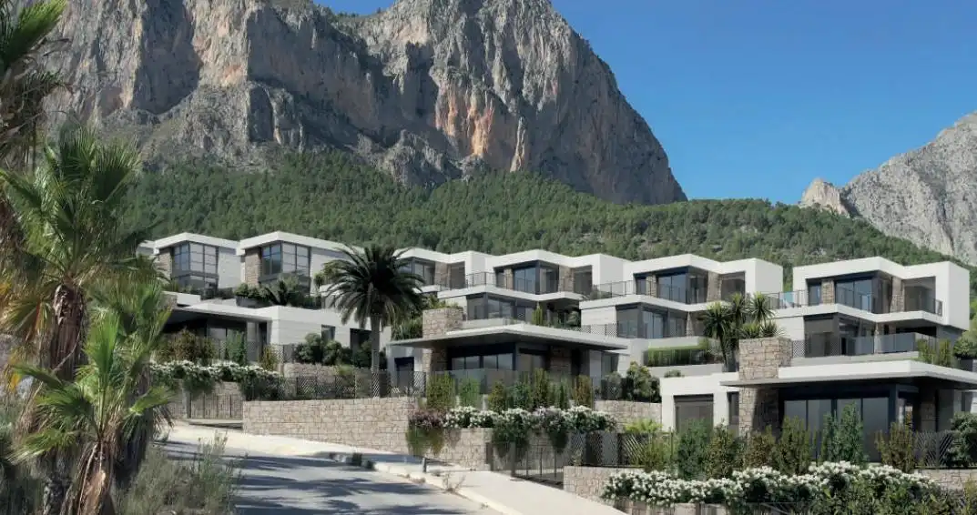 Villa con piscina in vendita a Avinguda Balcon de Ponoig, imagen 6