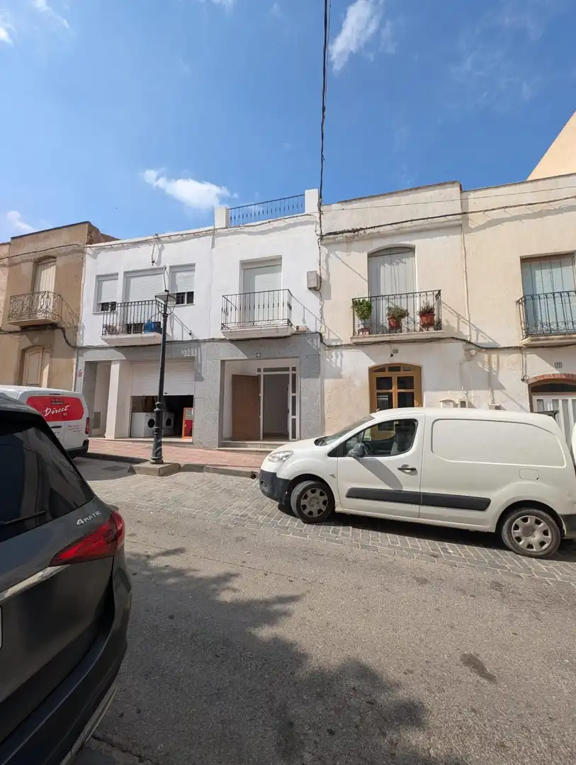 Casa en venda a Calle de Isabel 'La Católica', imagen 2