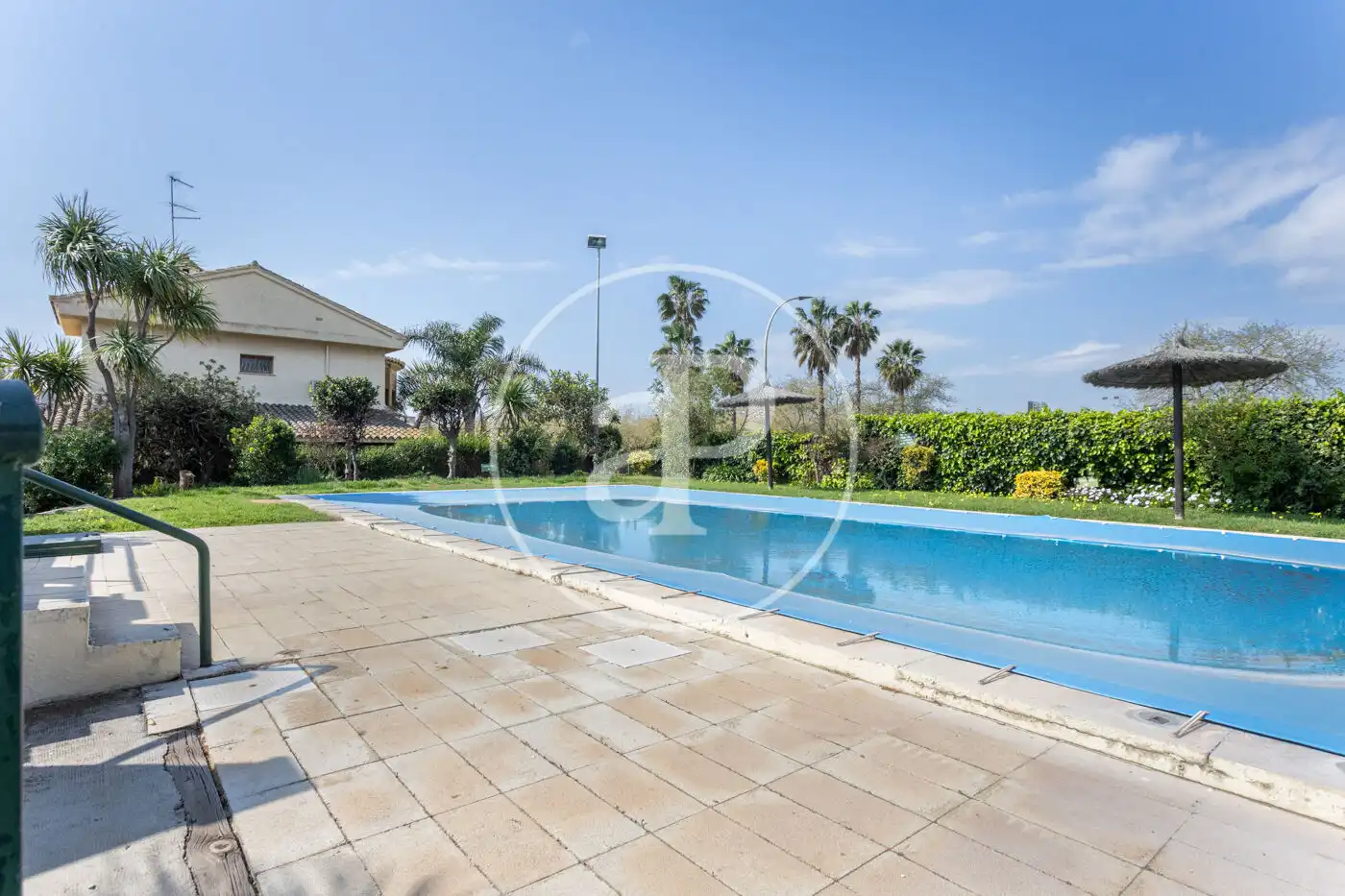 Piscina de Casa o chalet en venta en El Puig de Santa Maria con Aire acondicionado, Calefacción y Jardín privado