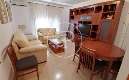 Living room of Flat to rent in Cheste  with Air Conditioner, Heating and Furnished