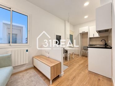 Bajo en venta en Calle Lérida