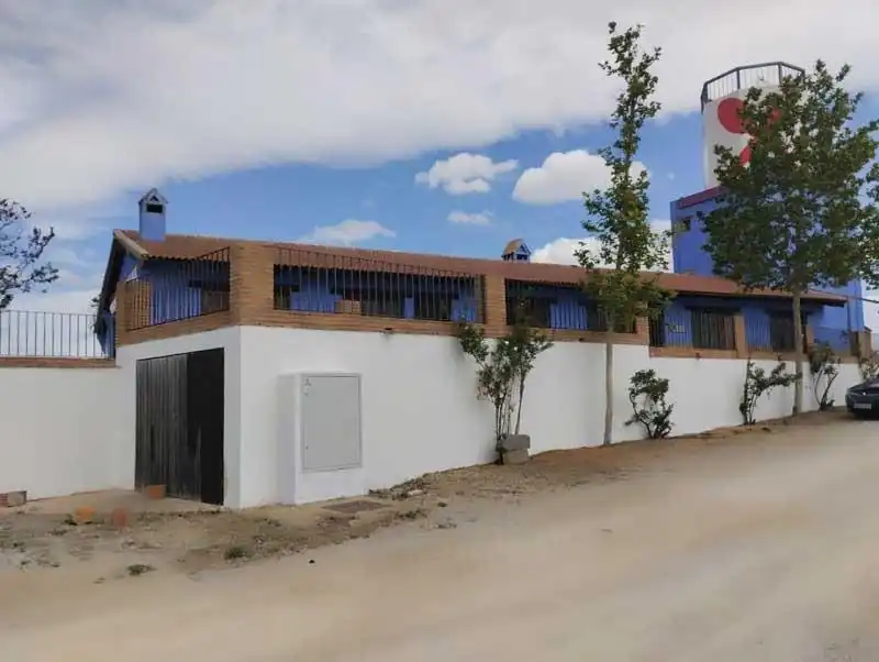 Vista exterior de Local en venta en Romanos