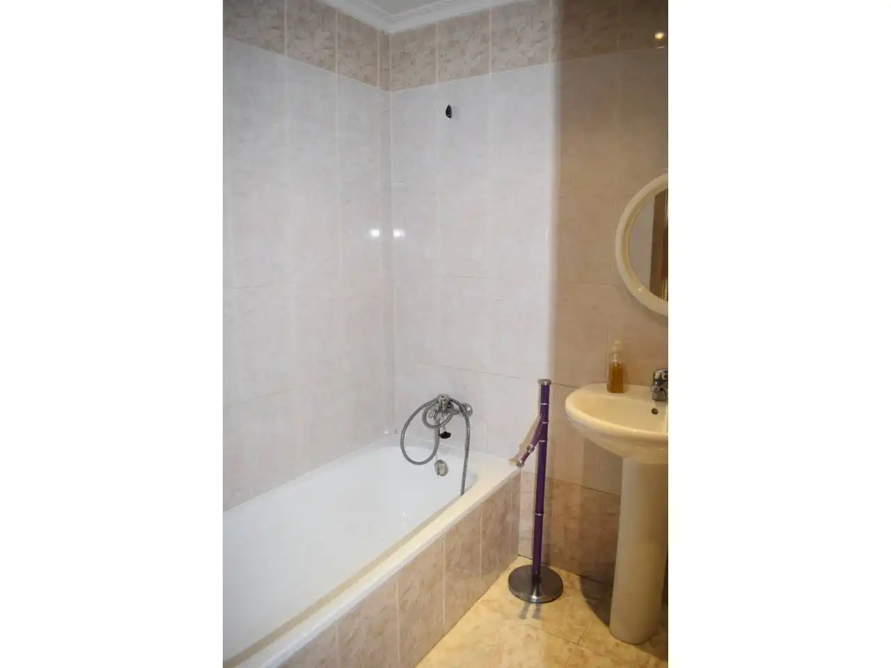 Bathroom of Flat for rent in León Capital   with Heating, Terrace and Furnished