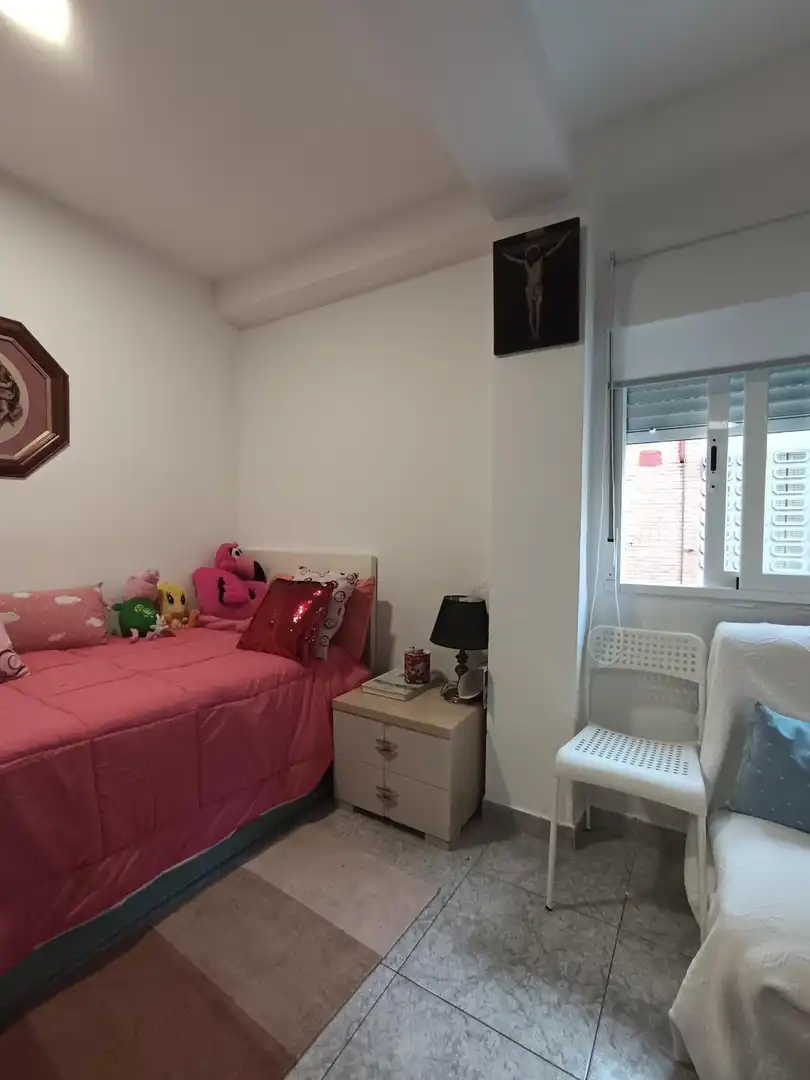 Bedroom of Flat for sale in Córdoba  with Air Conditioner
