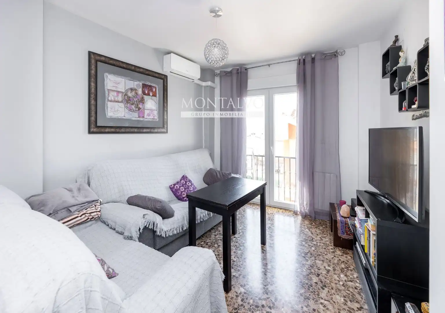 Schlafzimmer von Wohnung zum Verkauf in Maracena mit Klimaanlage und Heizung