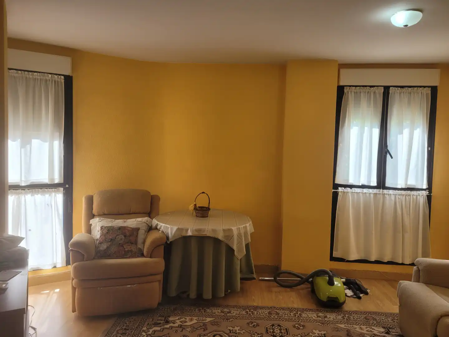 Apartments for sale in Soria Capital   with Heating, Parquet flooring and Furnished