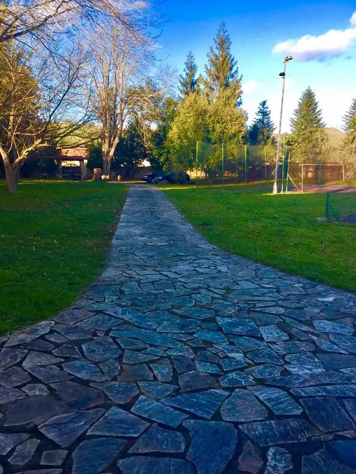 Jardí de Casa o xalet en venda en Reocín amb Calefacció, Parquet i Terrassa