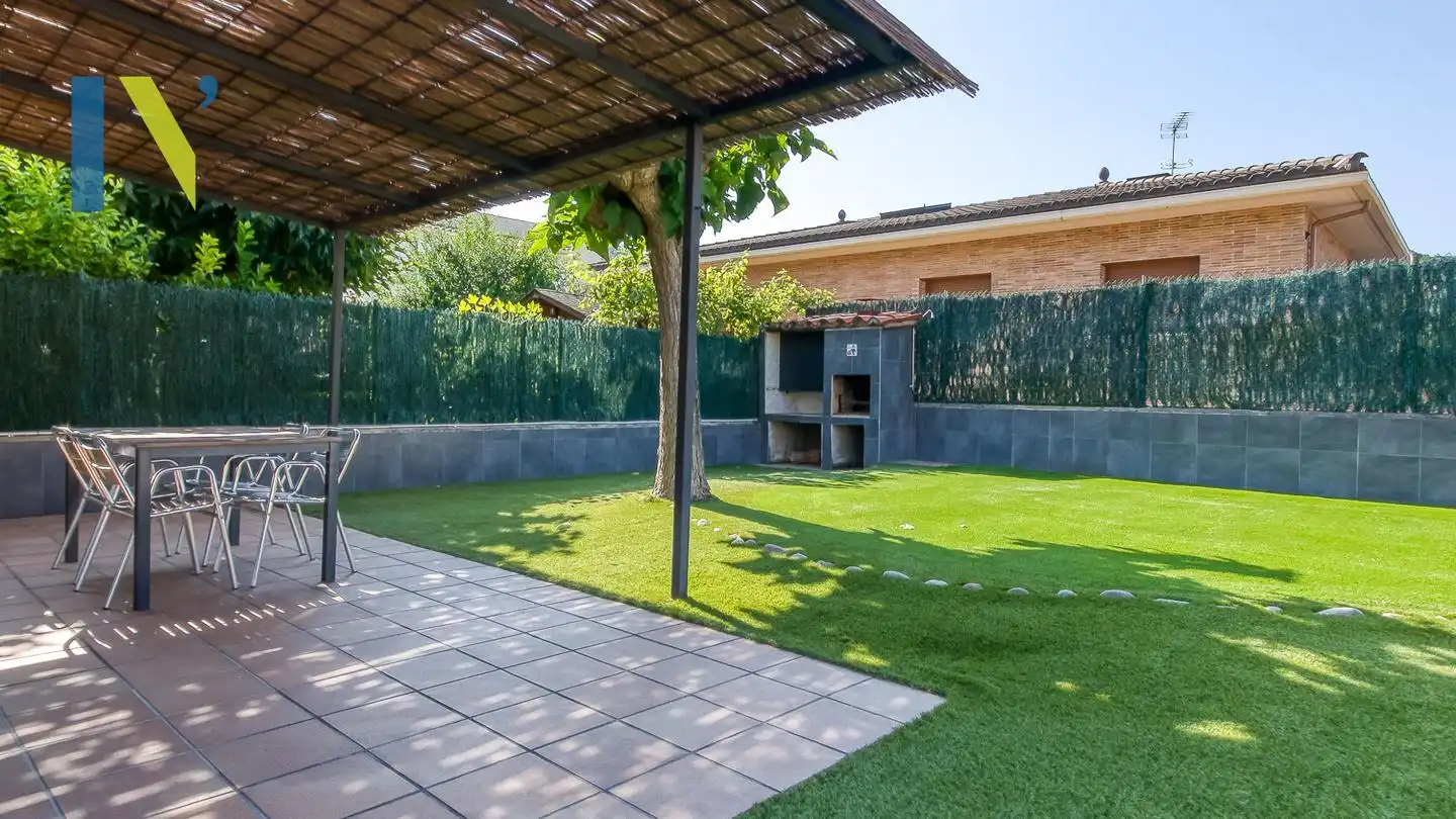 Casa o chalet de alquiler en Doctor Sobrequés, Bescanó