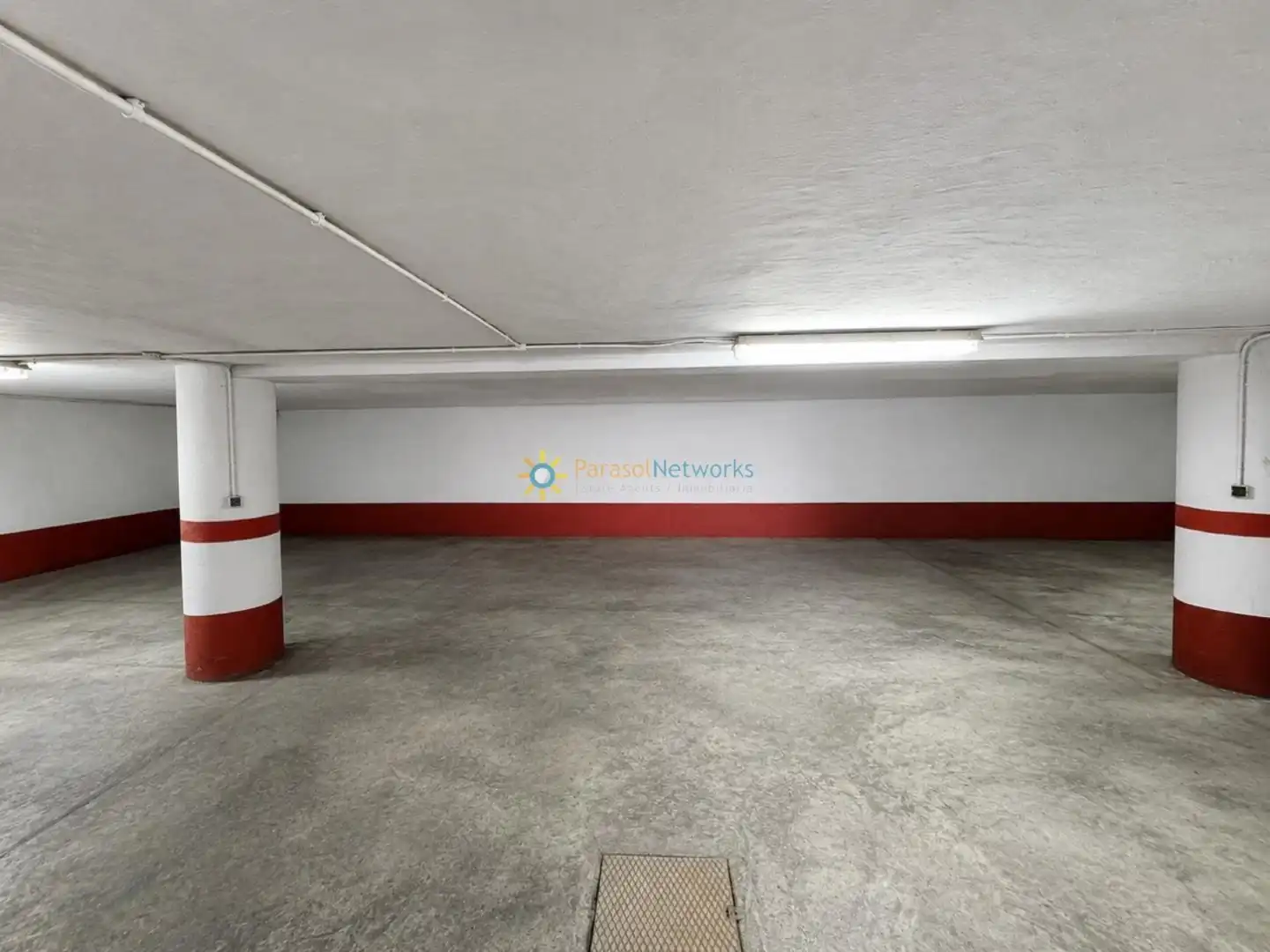 Parking of Flat for sale in Oliva  with Air Conditioner and Balcony