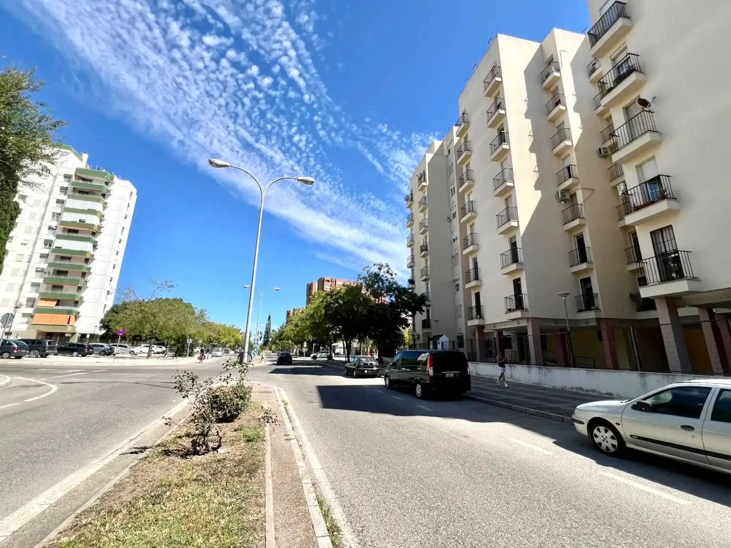 Vista exterior de Pis en venda en Jerez de la Frontera amb Terrassa i Balcó