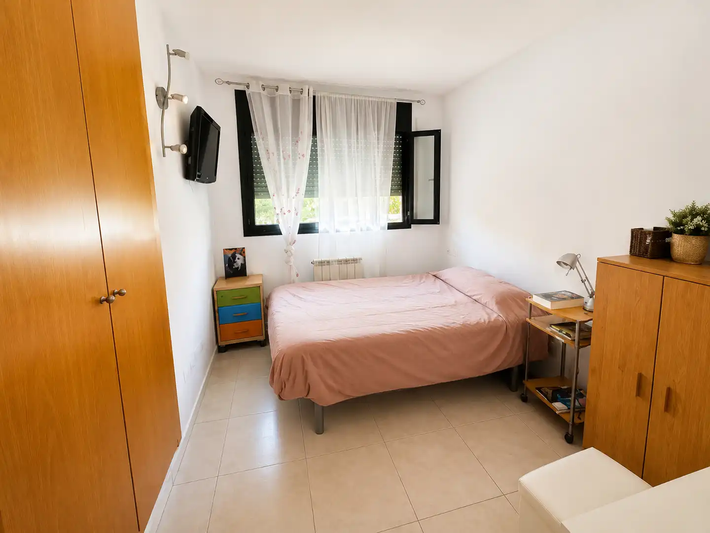 Habitación de Piso en venta en El Vendrell con Calefacción, Terraza y Piscina comunitaria