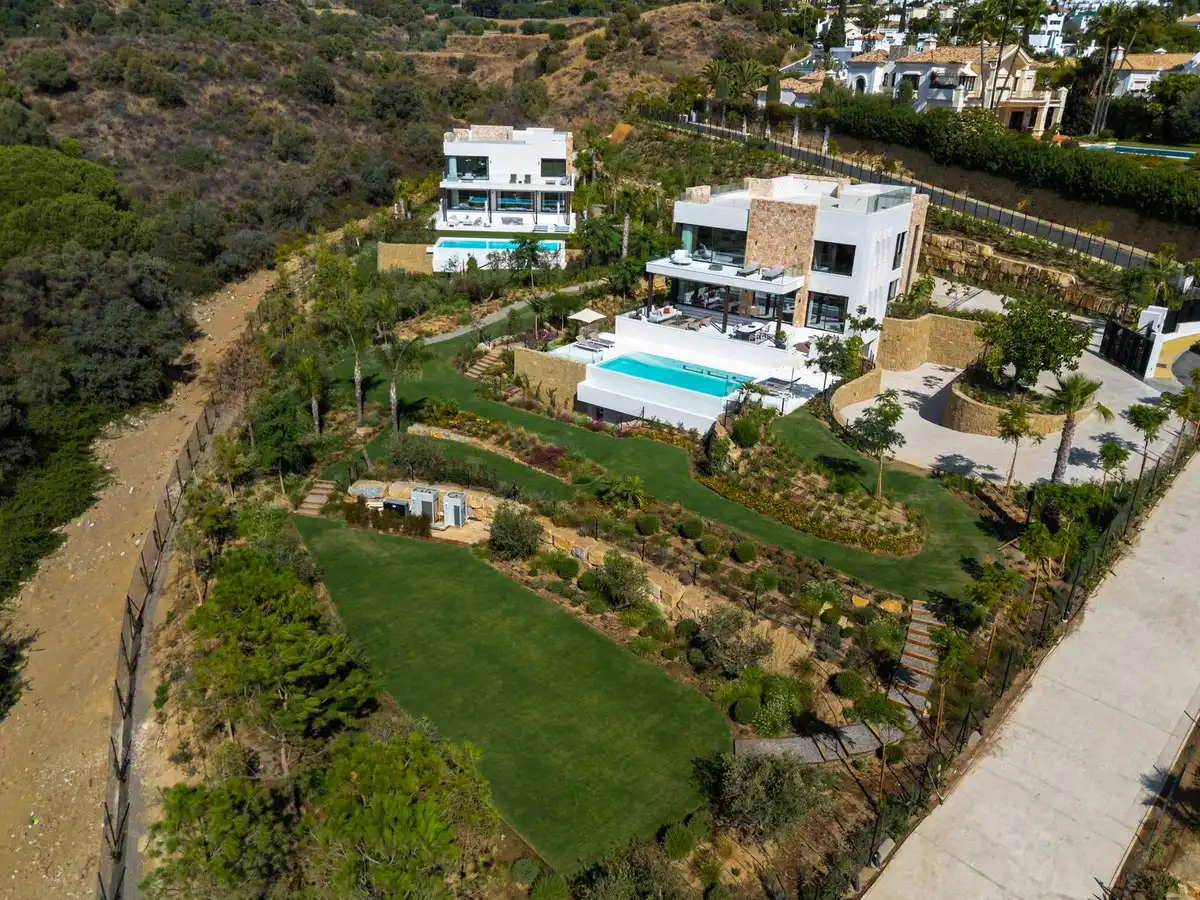 Jardí de Casa o xalet en venda en Marbella amb Aire condicionat, Jardí privat i Terrassa