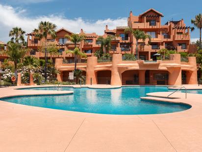 Swimming pool of Flat to rent in Estepona  with Air Conditioner and Terrace