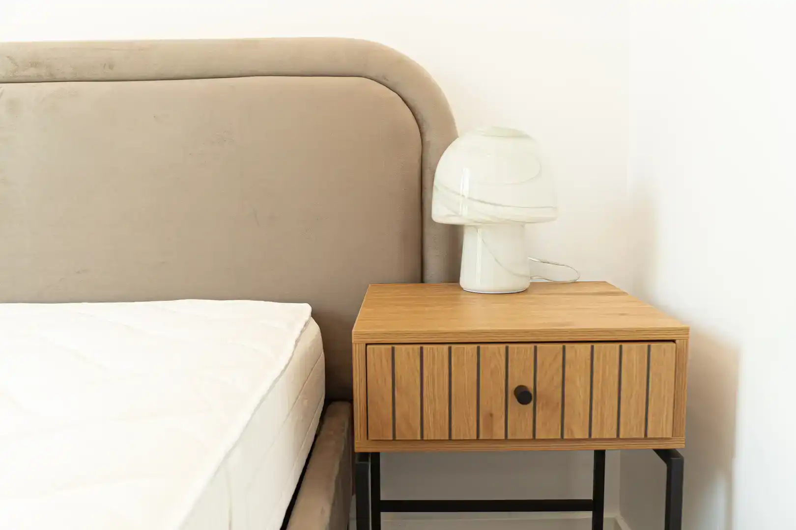 Bedroom of Flat for sale in Estepona  with Air Conditioner, Terrace and Swimming Pool