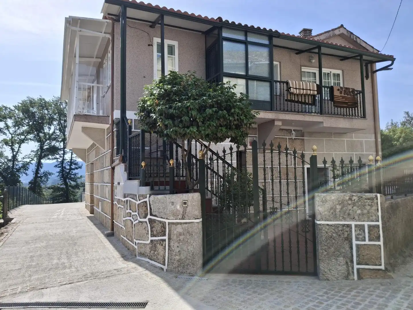 Vista exterior de Casa o chalet en venta en Cenlle con Calefacción, Jardín privado y Terraza