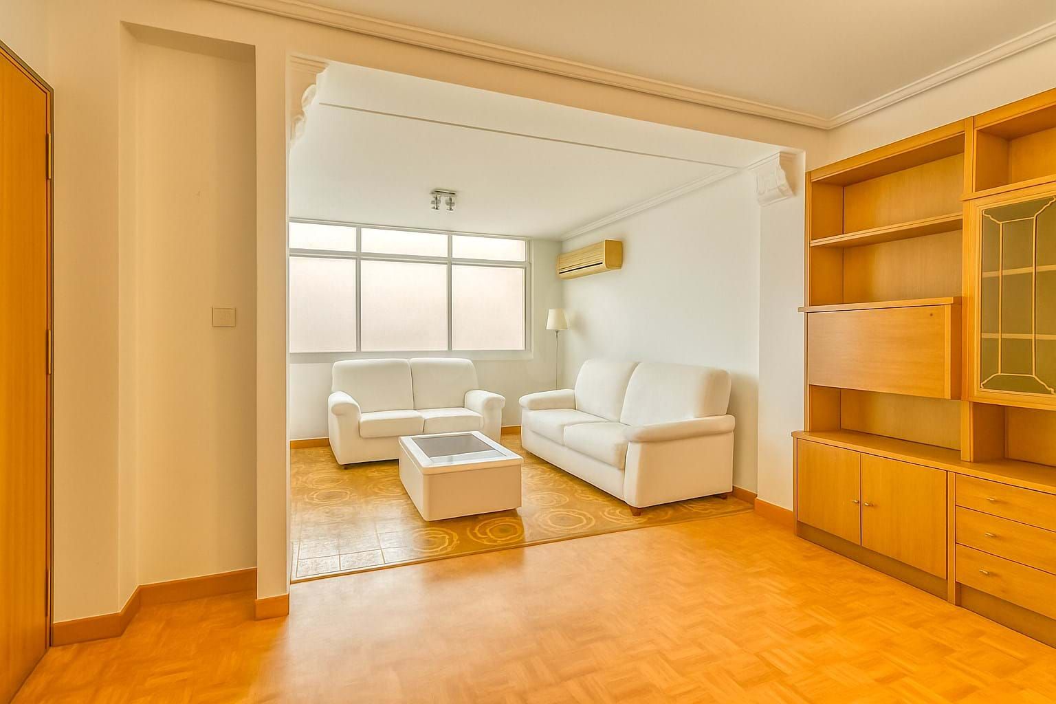 Living room of Flat for sale in Alicante / Alacant  with Heating