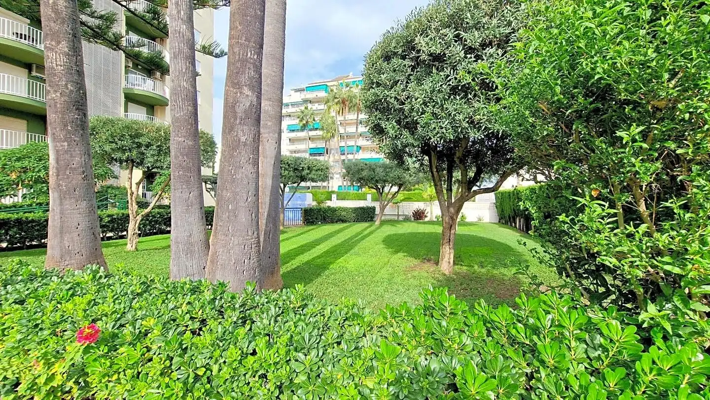 Apartamento de alquiler en De La Rioja, 125, Playa de Gandia