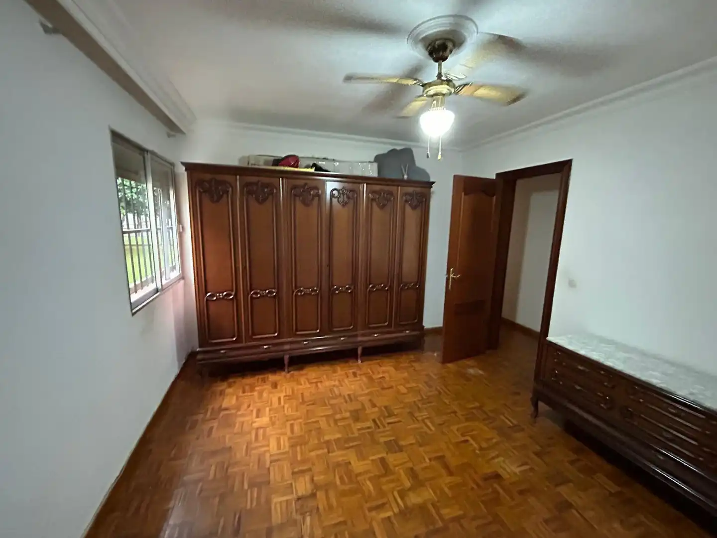 Bedroom of Flat for sale in Sevilla
