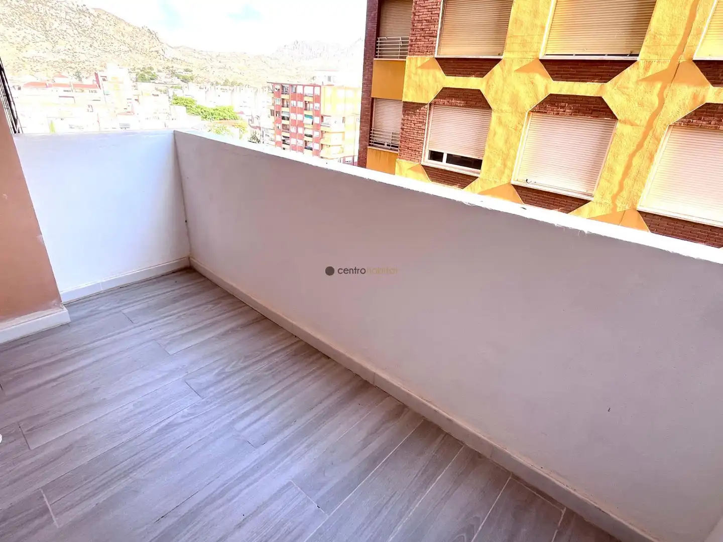 Terraza de Piso de alquiler en Elda con Balcón