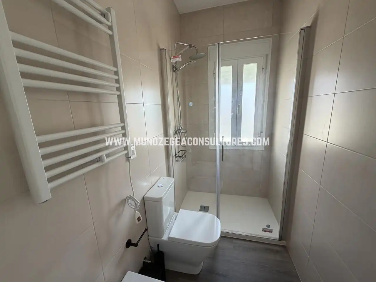 Badezimmer von Haus oder Chalet zur Miete in Rute mit Klimaanlage und Möbliert