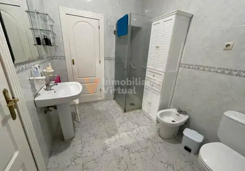 Piso con terraza en venta en Calle Julio Romero de Torres, imagen 21