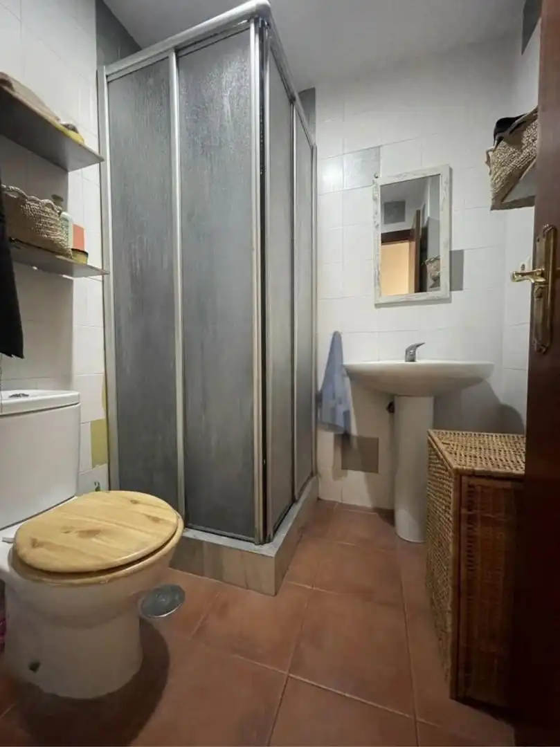 Baño de Piso en venta en Sant Joan - TV3  