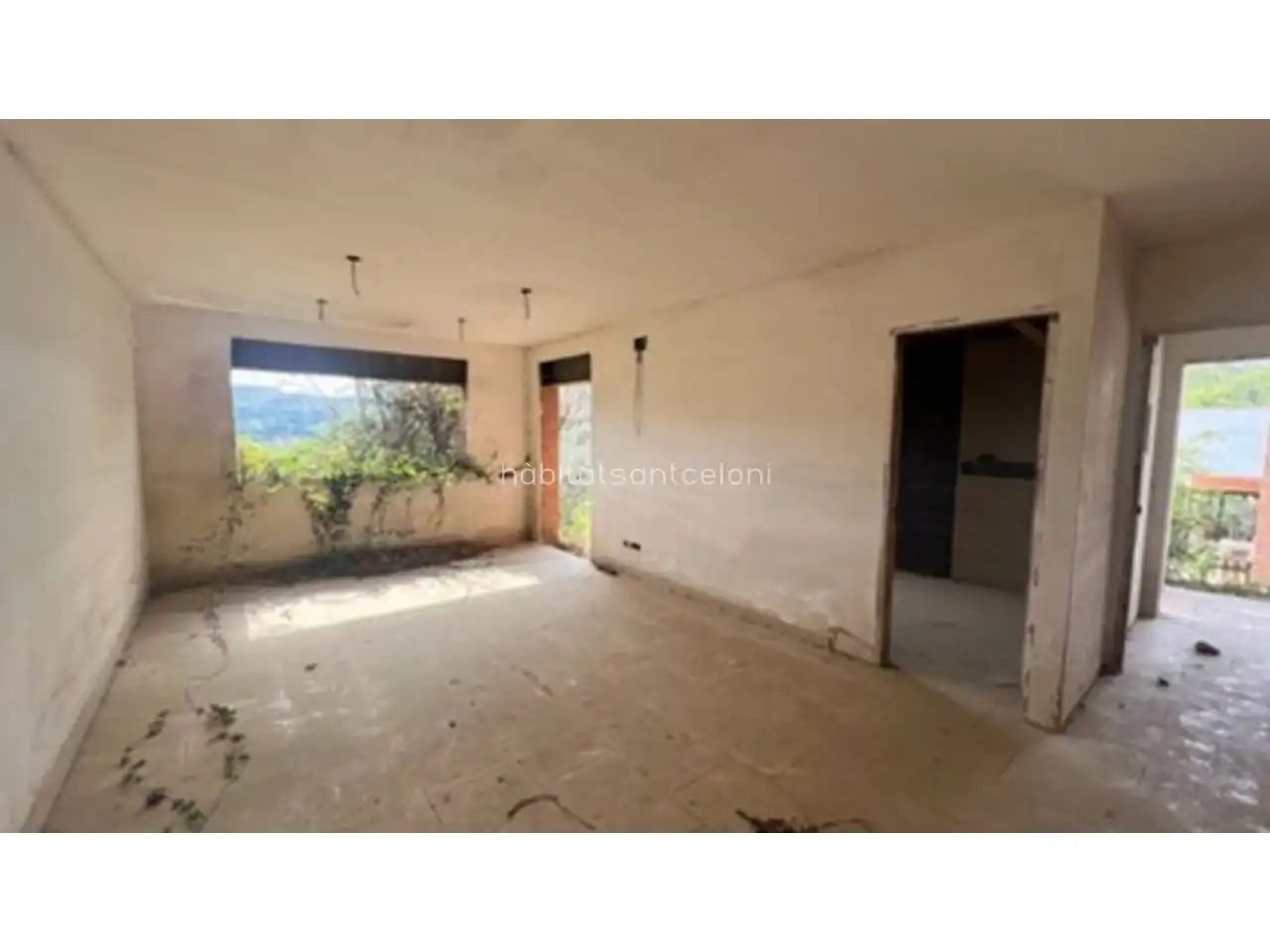 Casa con jardín en venta en Calle PRIORAT 33, imagen 4