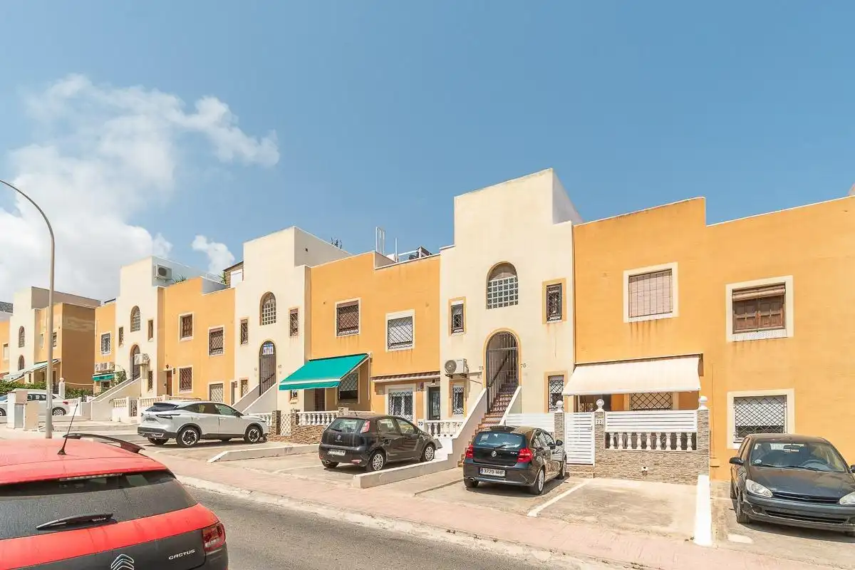 Bungalow amb terrassa en venda a Nueva Torrevieja - Aguas Nuevas, imagen 38