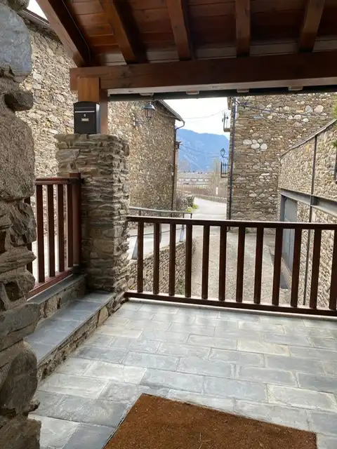 Terraza de Casa o chalet en venta en Esterri d'Àneu con Calefacción, Parquet y Terraza