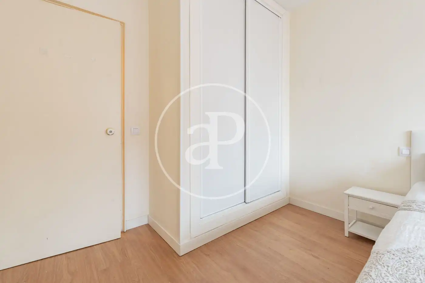 Habitación de Piso en venta en Madrid con Aire acondicionado y Calefacción