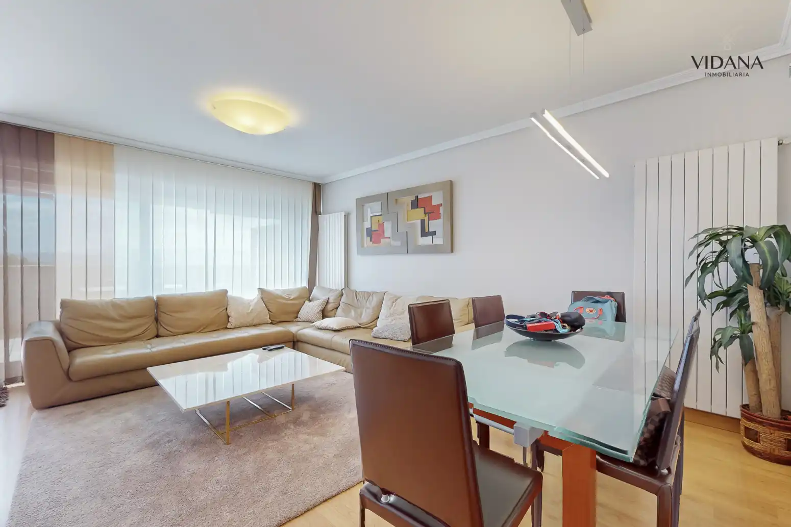 Sala de estar de Ático en venta en  Pamplona / Iruña con Calefacción, Jardín privado y Parquet