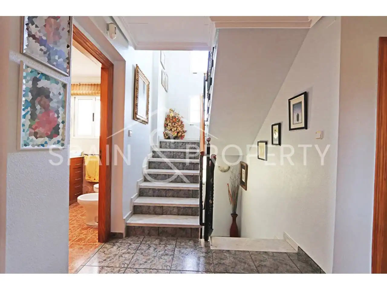 Detached house with pool for sale in Montserrat, imagen 30