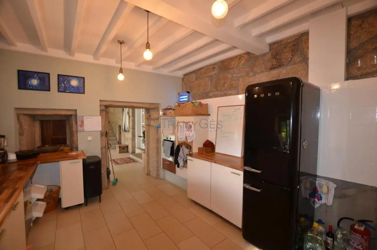 Kitchen of Houses for sale in Oia, Pontevedra
