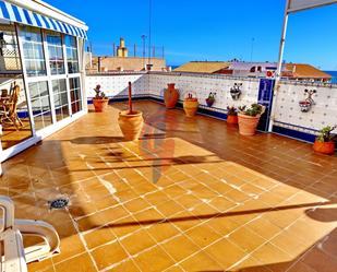 Vista exterior de Àtic en venda en Guardamar del Segura amb Aire condicionat i Terrassa