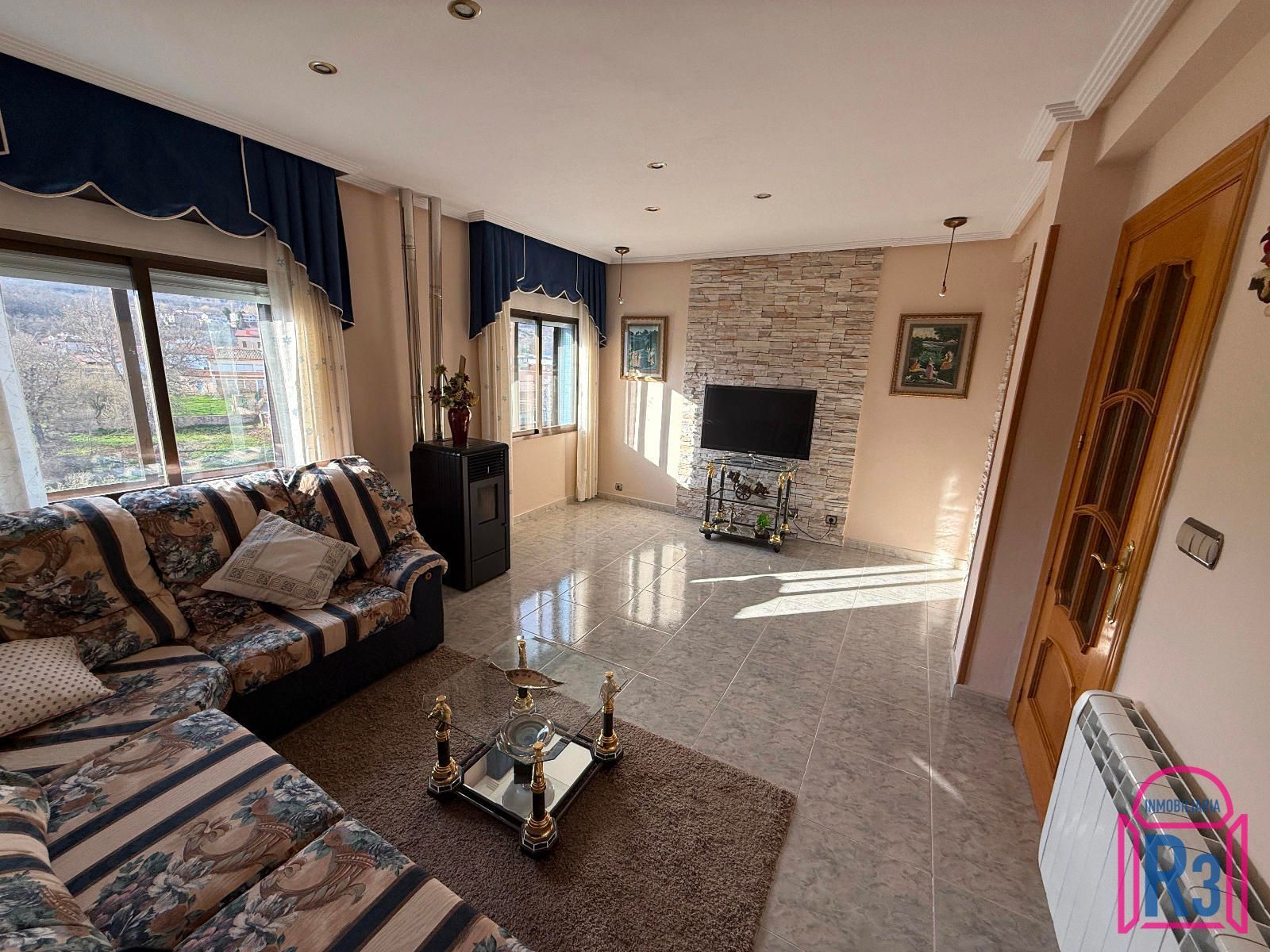 Living room of Flat for sale in La Vecilla  with Heating and Furnished