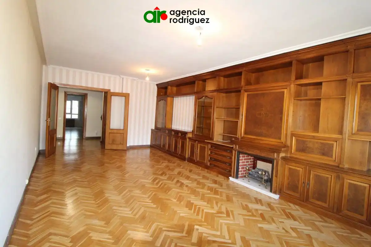 Pis amb ascensor en venda a GALICIA, (DE), imagen 2