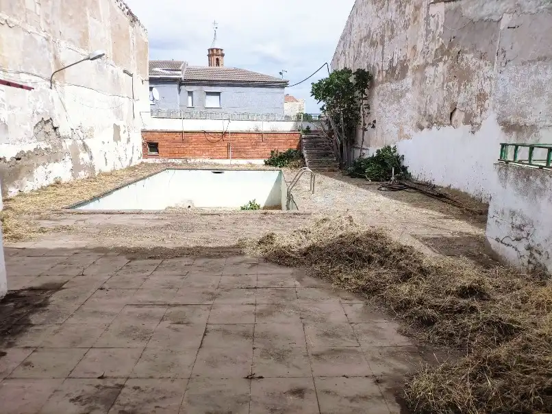 Piscina de Casa o chalet en venta en Azaila, Teruel