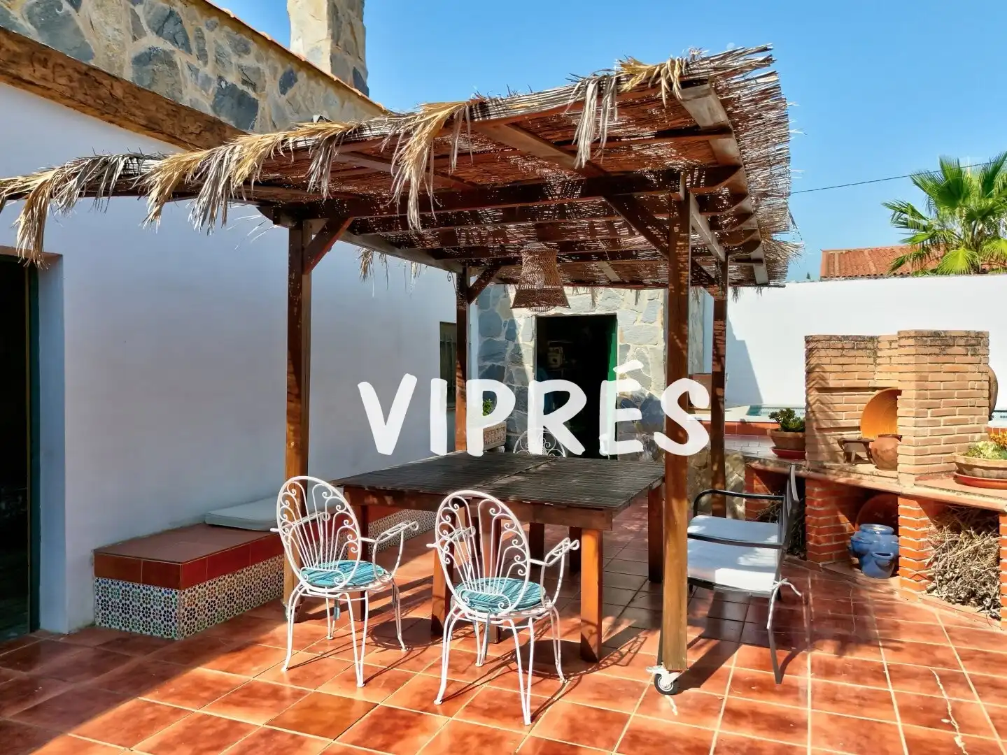 Houses for sale in Alcuéscar