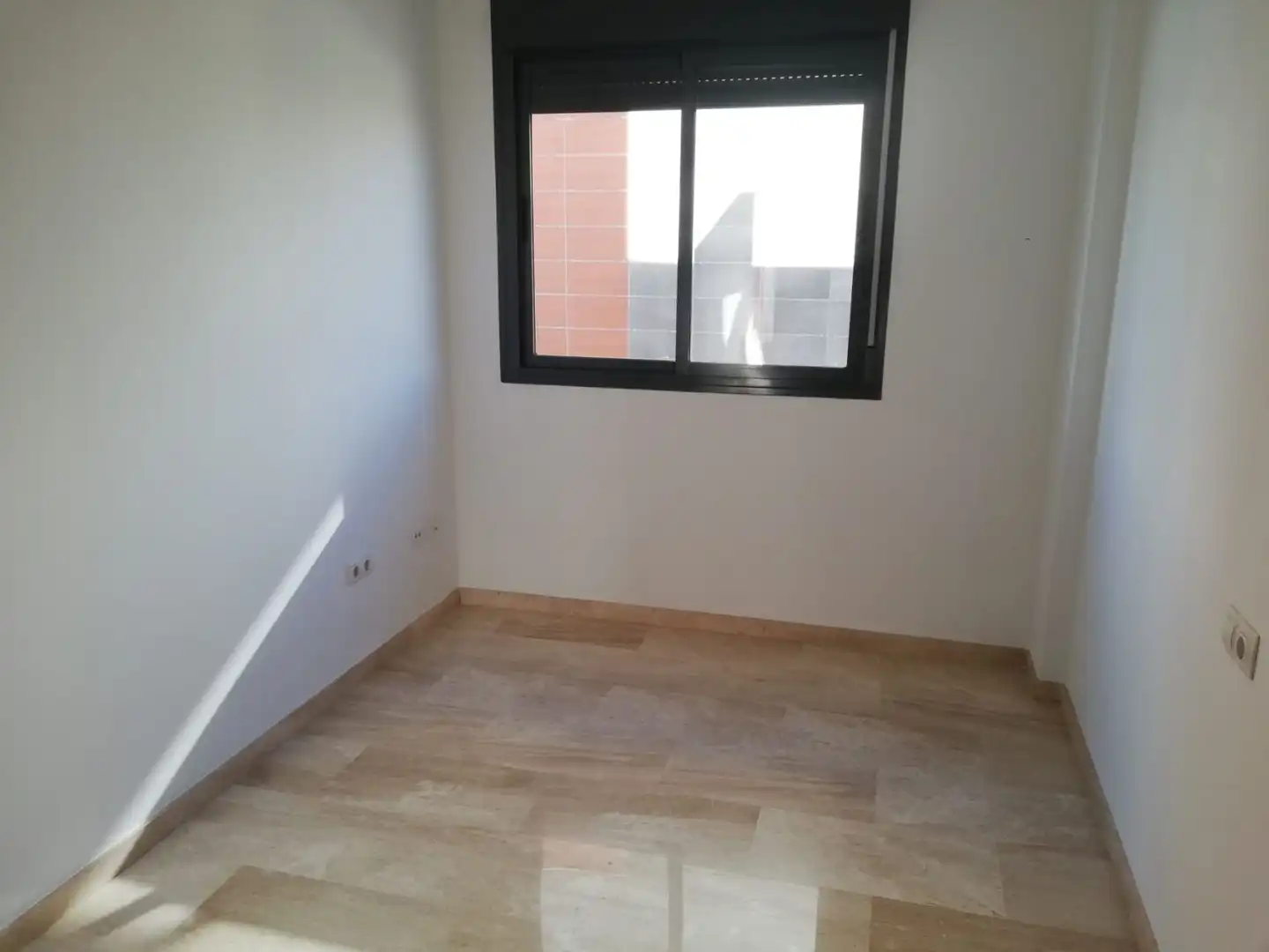 Dormitori de Casa adosada en venda en Castellón de la Plana / Castelló de la Plana amb Aire condicionat, Terrassa i Balcó